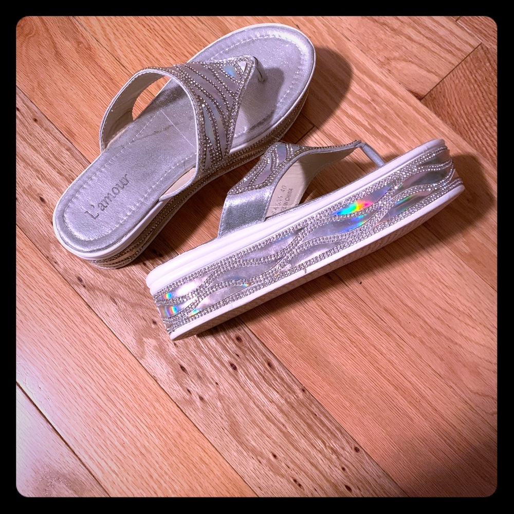 Silver, super glittery,  platform sandals sz 8.5